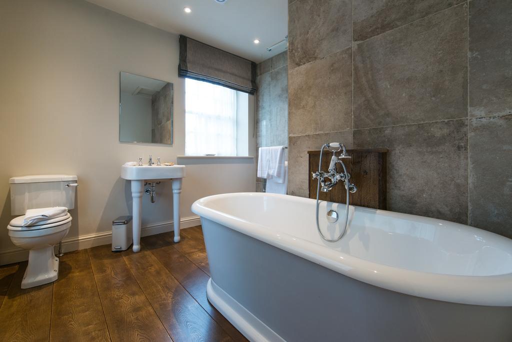 The Assheton Arms Hotell Clitheroe Exteriör bild