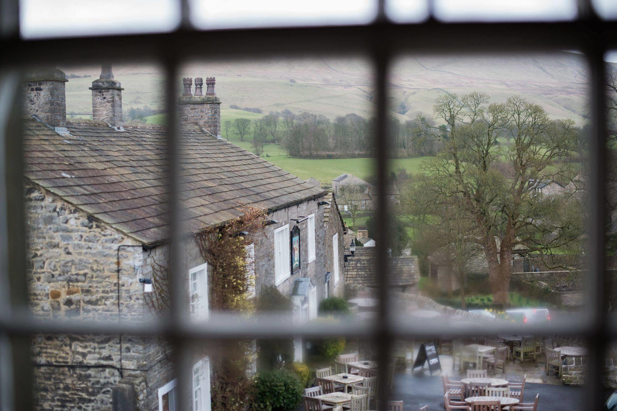The Assheton Arms Hotell Clitheroe Exteriör bild